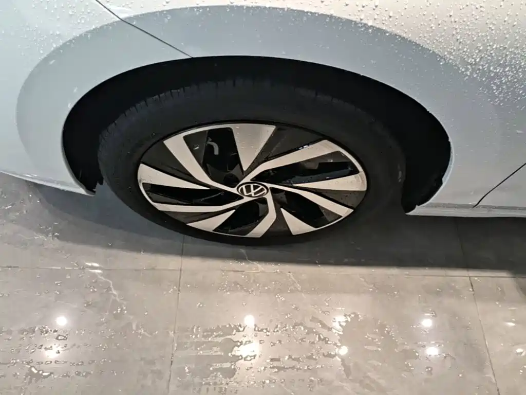 Volkswagen Golf — миниатюра 23