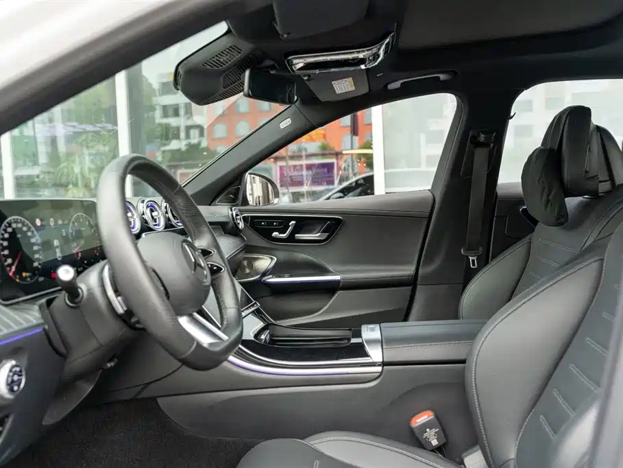 Mercedes-Benz C-Class — миниатюра 14