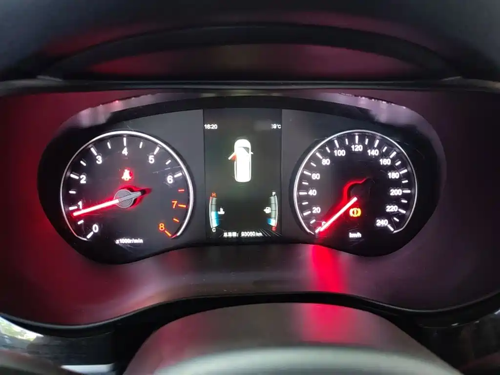 BYD MAX — миниатюра 4