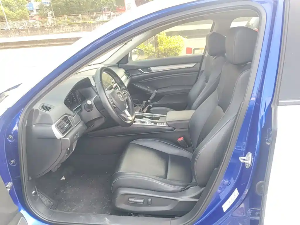 Honda Accord — миниатюра 15