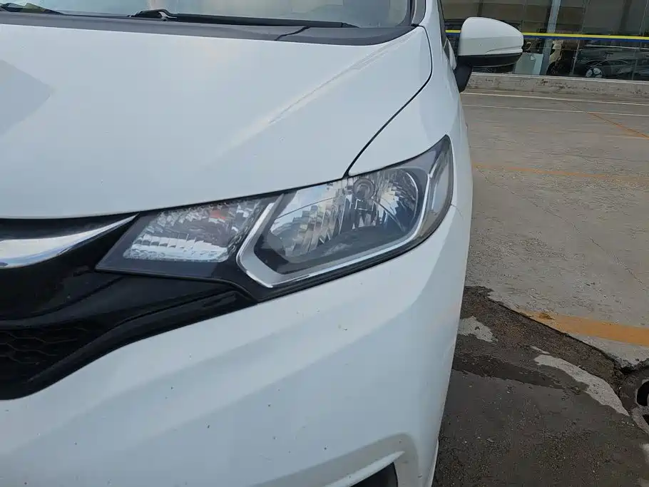 Honda Fit — миниатюра 5