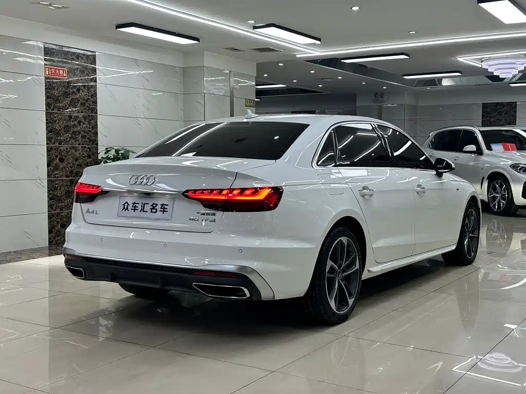Audi A4L 2023 40 TFSI Fashion