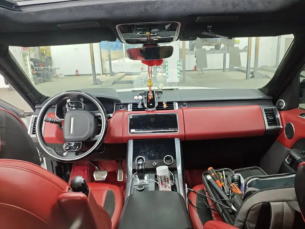 Land Rover Sport — миниатюра 3