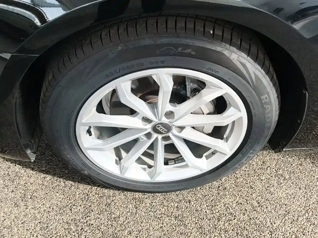 Audi A6L — миниатюра 23