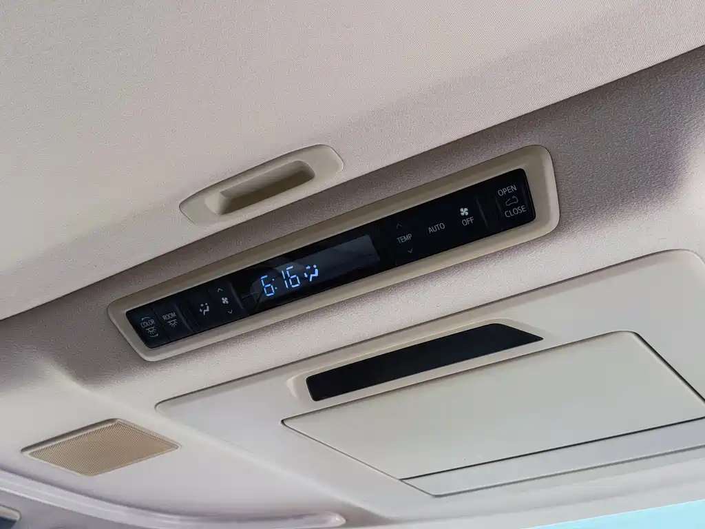 Toyota Alphard — фотографии объявления, Фото 14