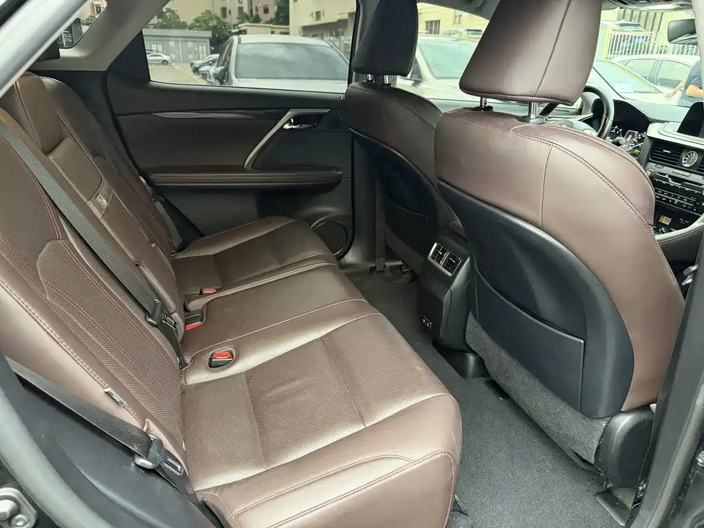 Lexus RX — миниатюра 10