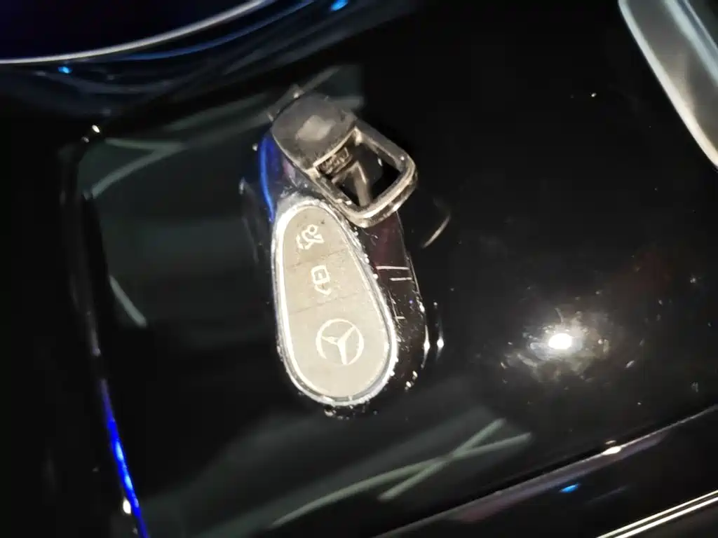 Mercedes-Benz C-Class — миниатюра 9