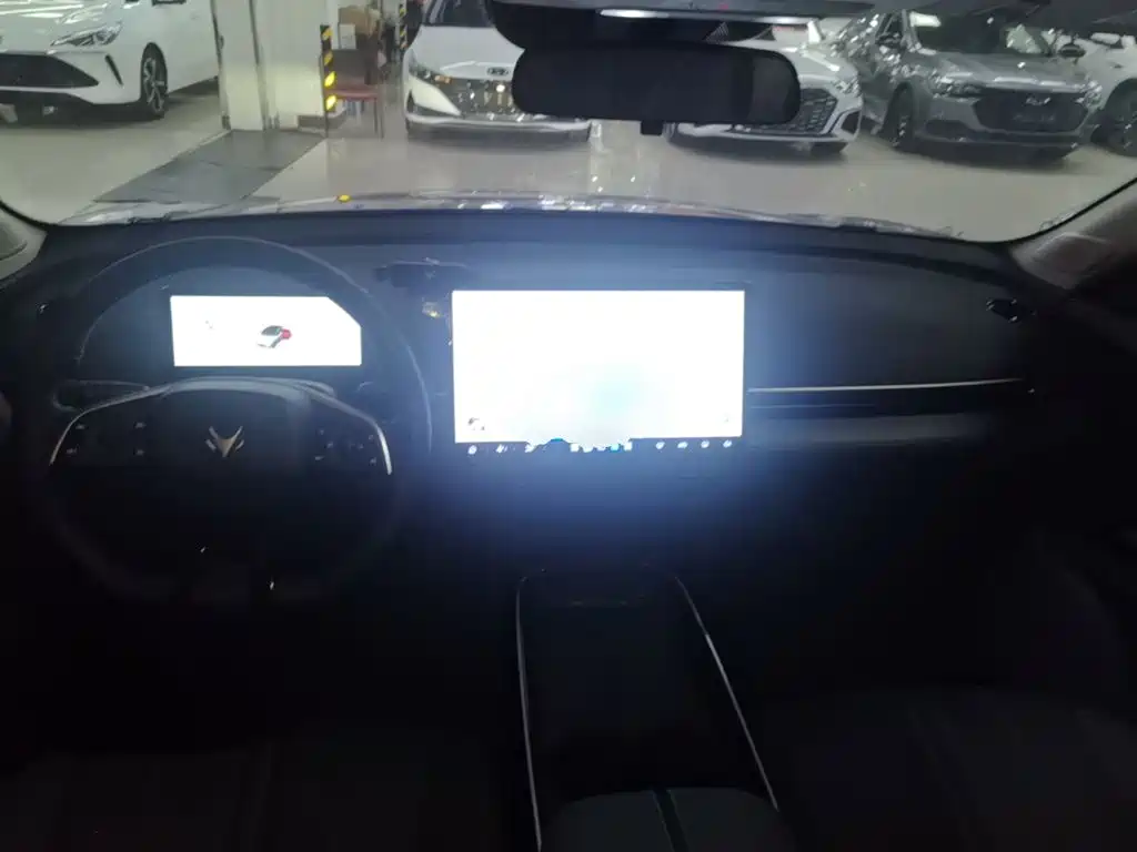 ARCFOX Beta T1 — миниатюра 10