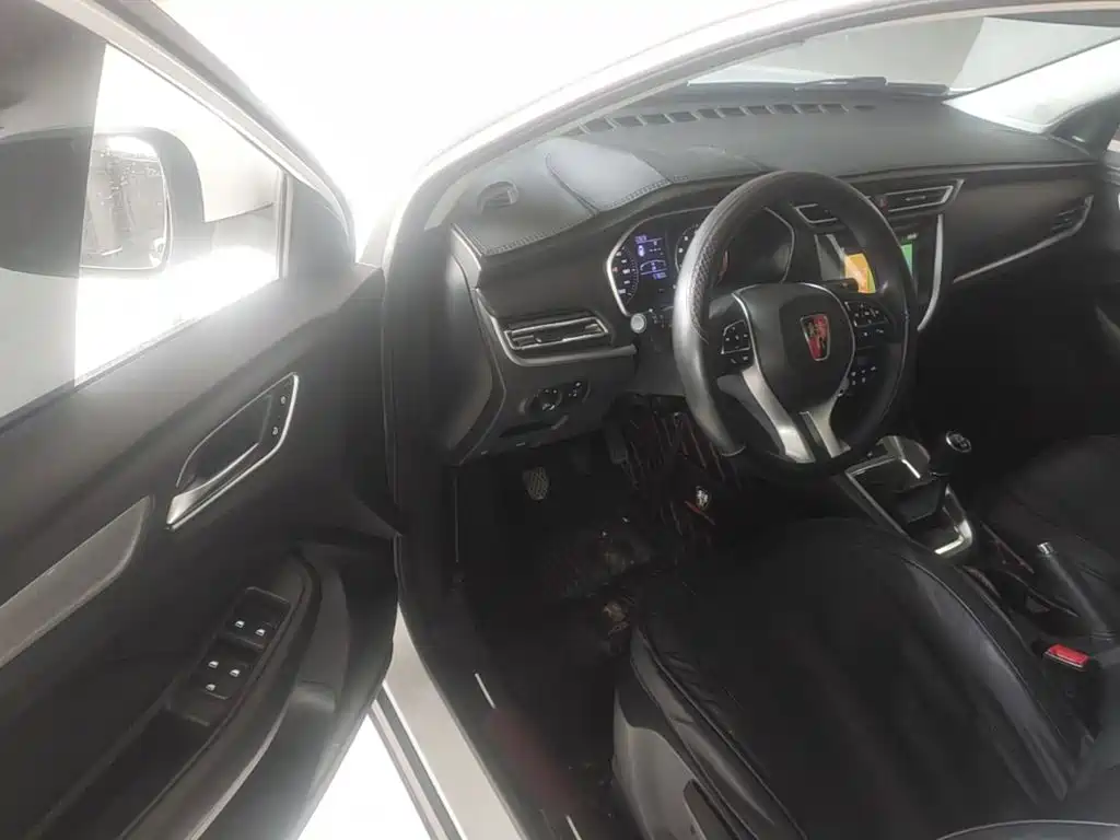 Roewe RX3 — миниатюра 16