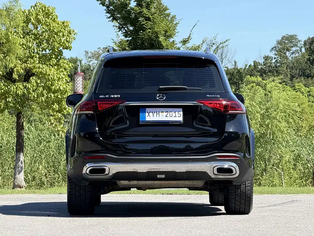 Mercedes-Benz GLE (Import) — миниатюра 19