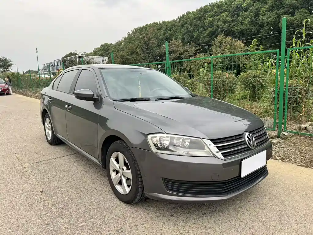 Volkswagen Lavida — миниатюра 3
