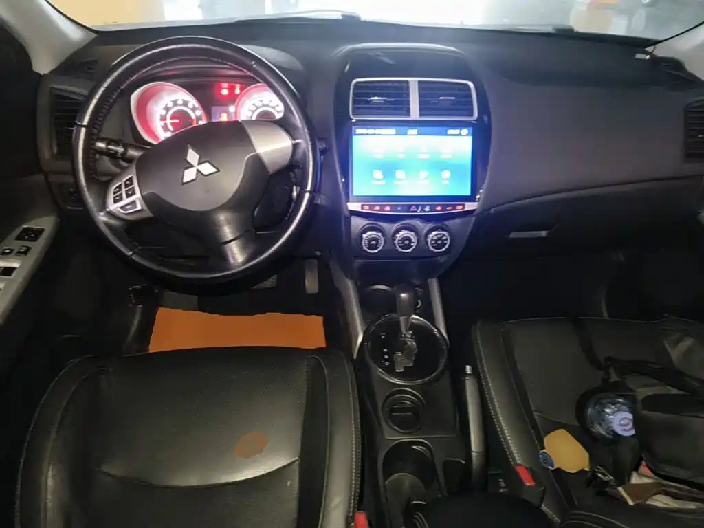 Mitsubishi ASX — миниатюра 10