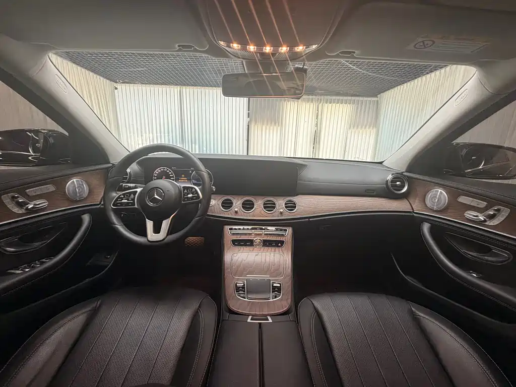 Mercedes-Benz E-Class E 2020 E 300 L Luxury