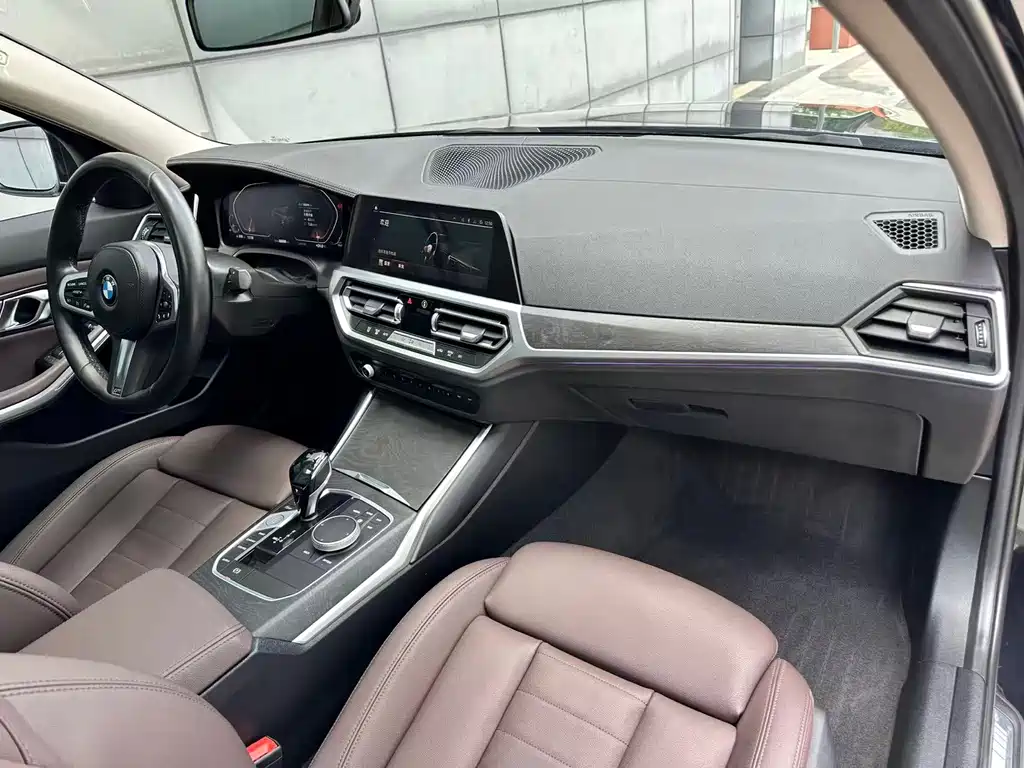 BMW 3 Series — миниатюра 25
