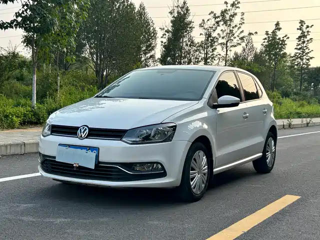2016 Volkswagen Polo