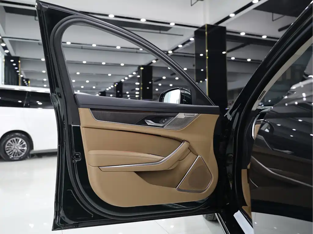 Jaguar XFL 2024 2.0T P250 Premium Luxury