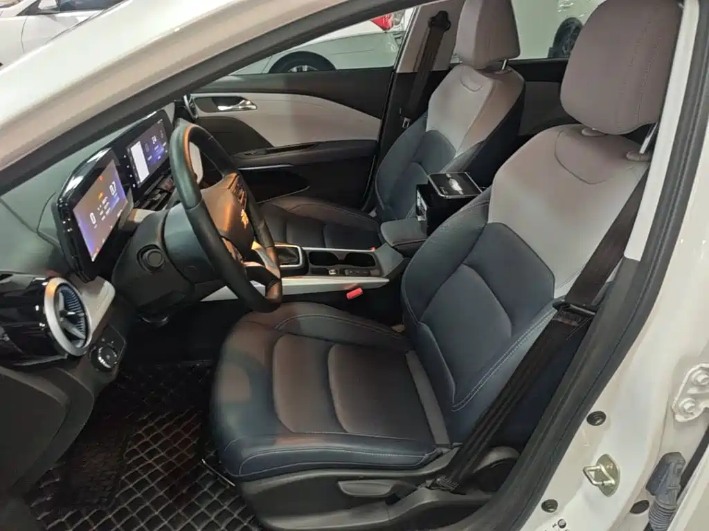 Chevrolet Monza — миниатюра 15