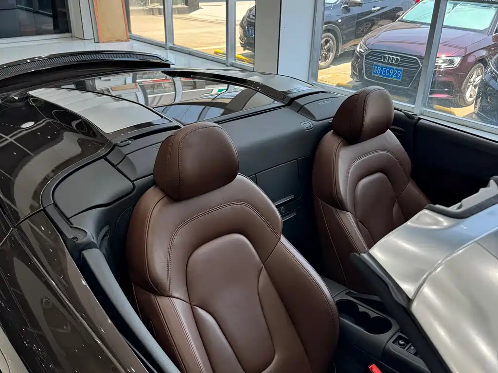 Audi R8 2011 Spyder 5.2 FSI quattro