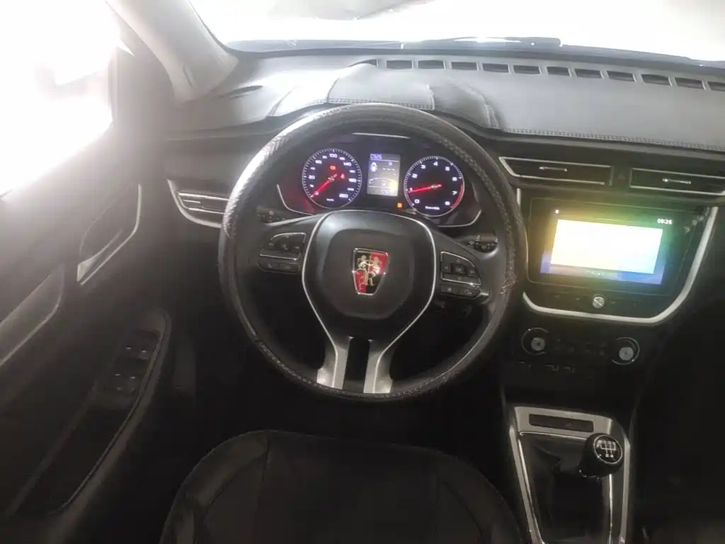 Roewe RX3 — миниатюра 11