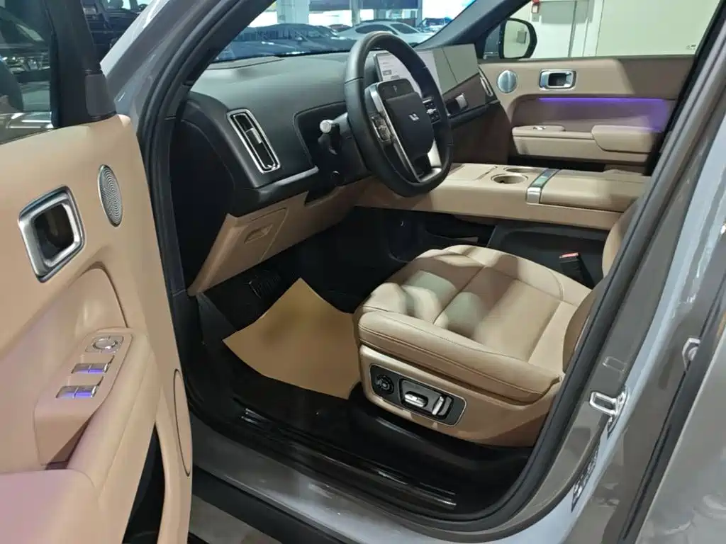 Li Auto Li L8 — миниатюра 16