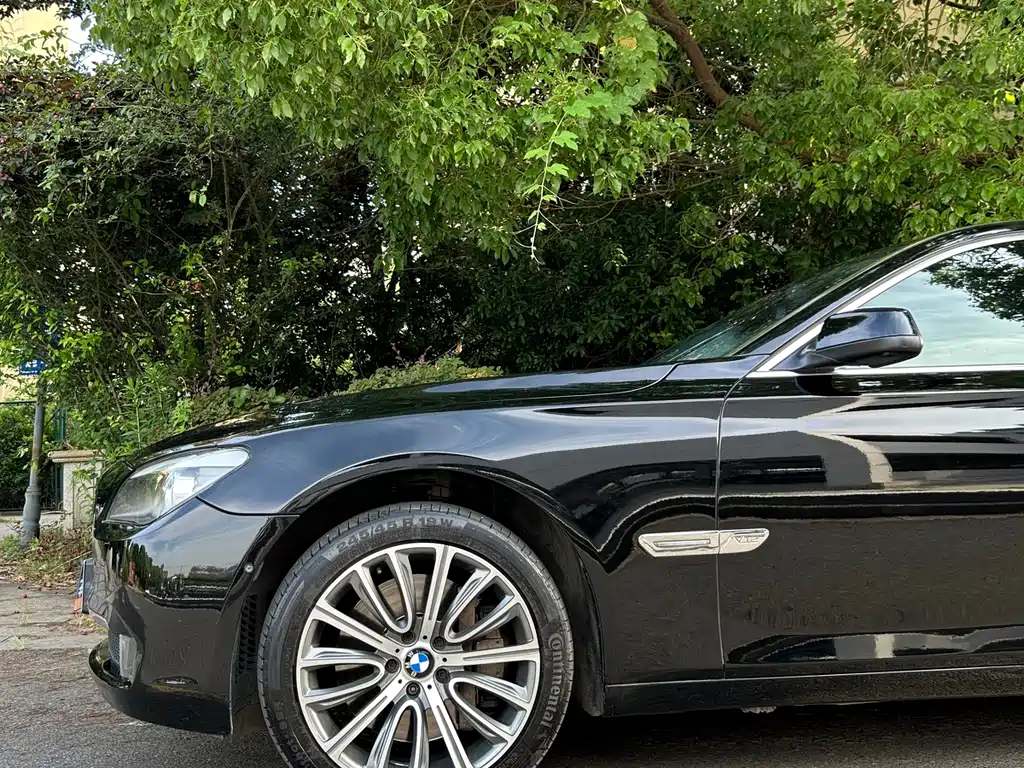 BMW 7 Series 7 2010 760Li