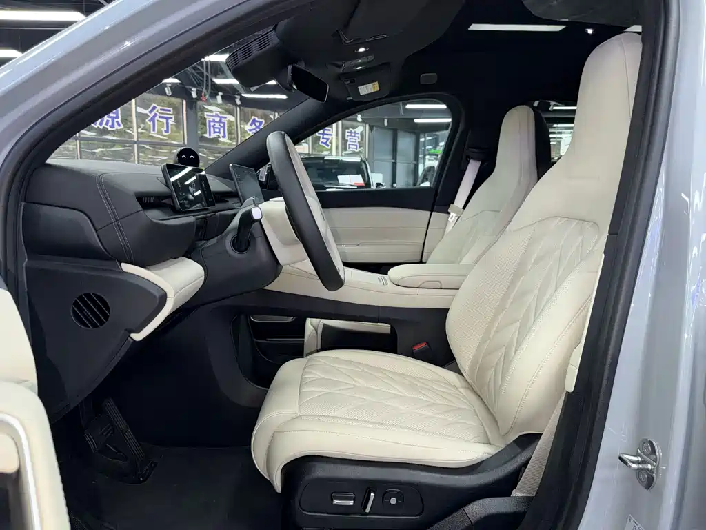 NIO EC6 — миниатюра 8