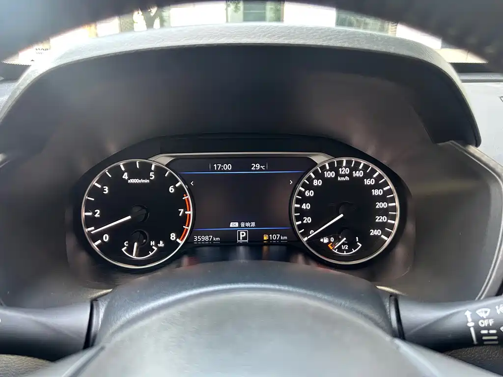 Nissan Teana — миниатюра 9