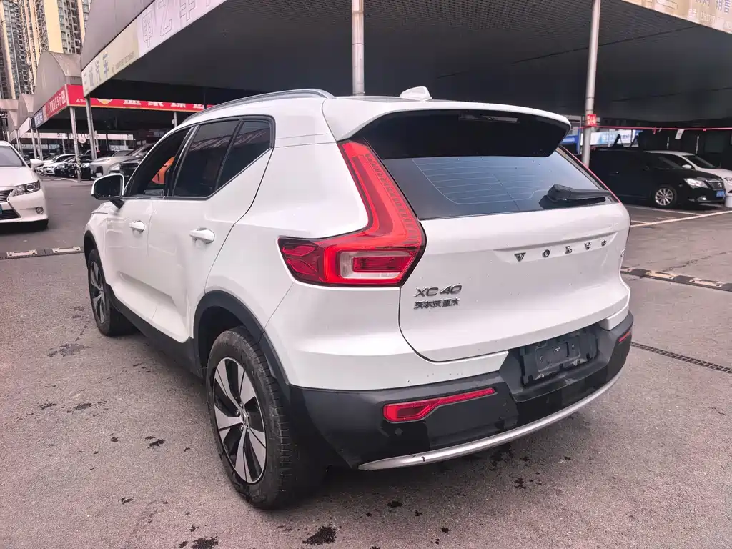 Volvo XC40 — миниатюра 13