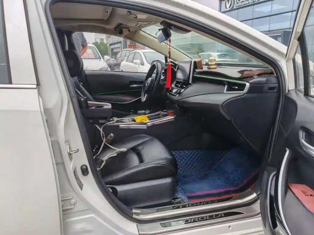 Toyota Corolla — миниатюра 6