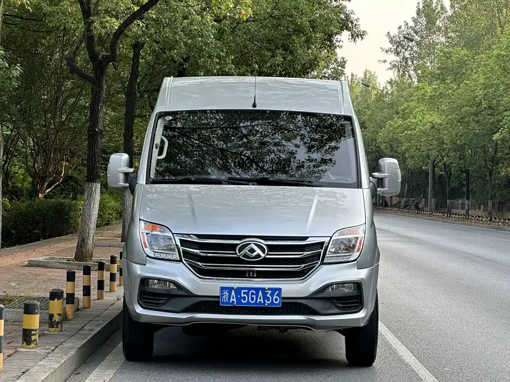 MAXUS V80 — миниатюра 4