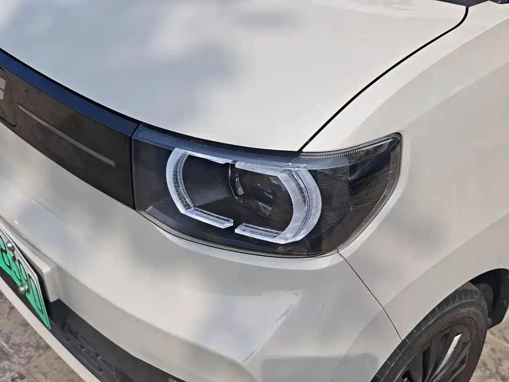 Wuling MINIEV — миниатюра 12