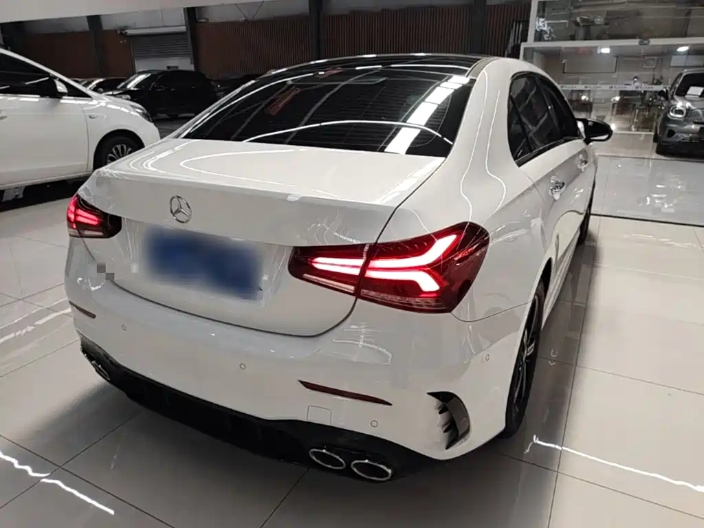 Mercedes-Benz A-Class — миниатюра 7