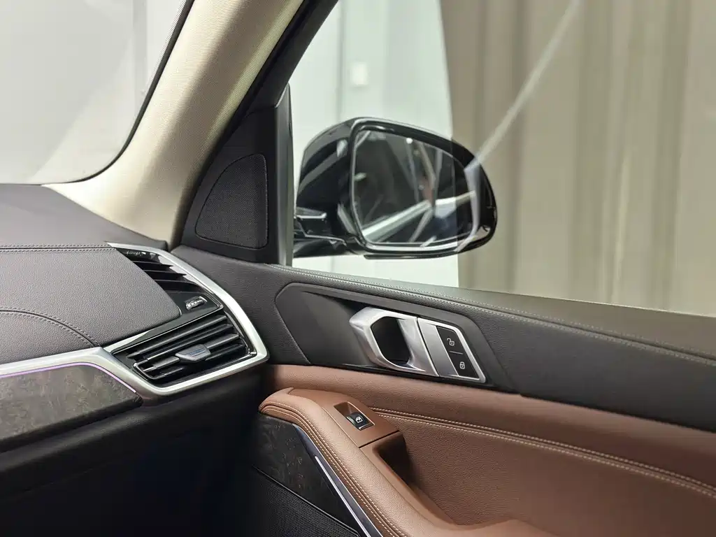 BMW X5 (Import) — миниатюра 32