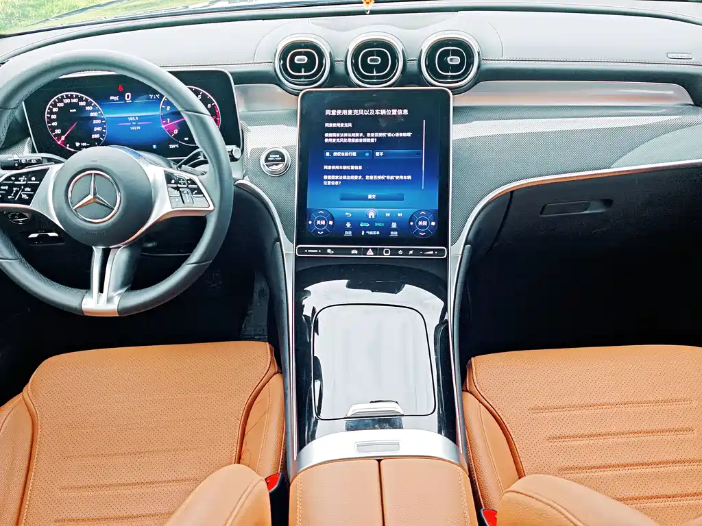 Mercedes-Benz GLC — миниатюра 19