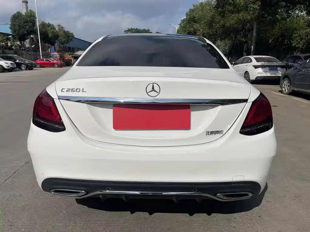 Mercedes-Benz C-Class — миниатюра 8