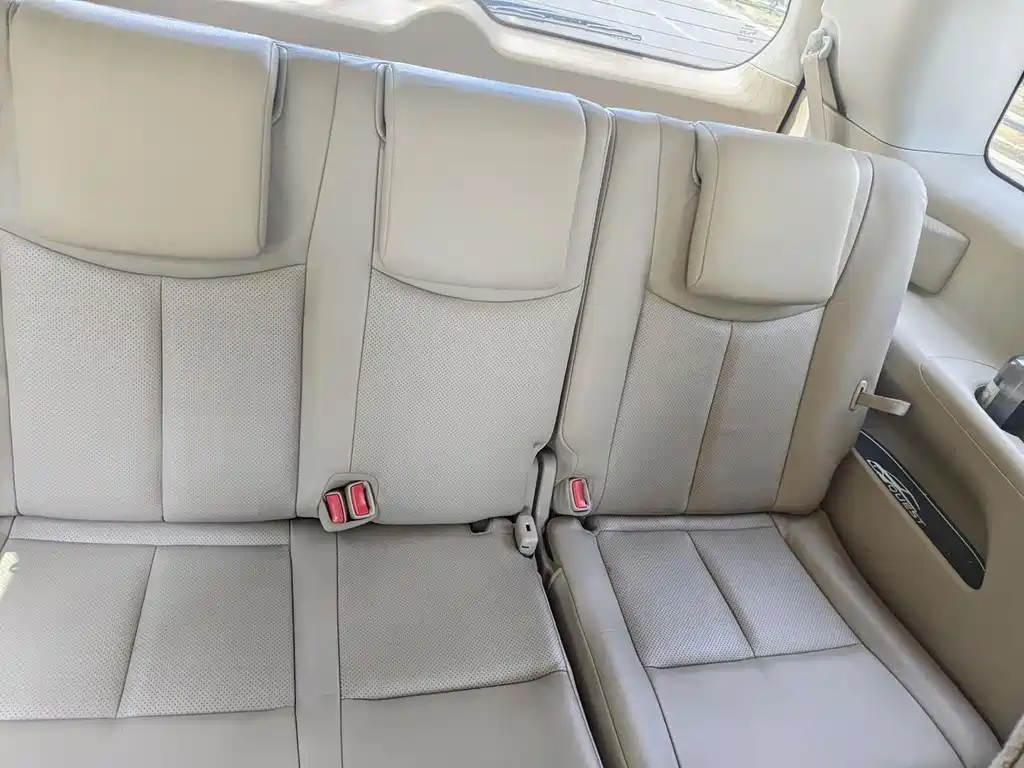 Nissan Quest — миниатюра 7