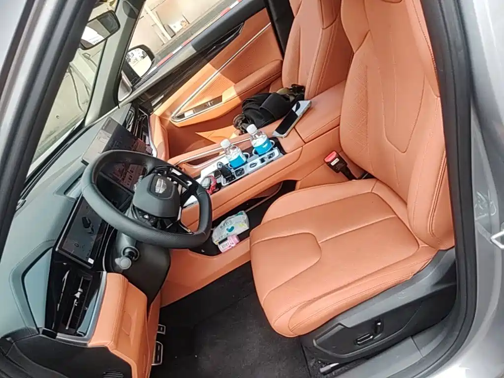 Geely Boyue — миниатюра 15