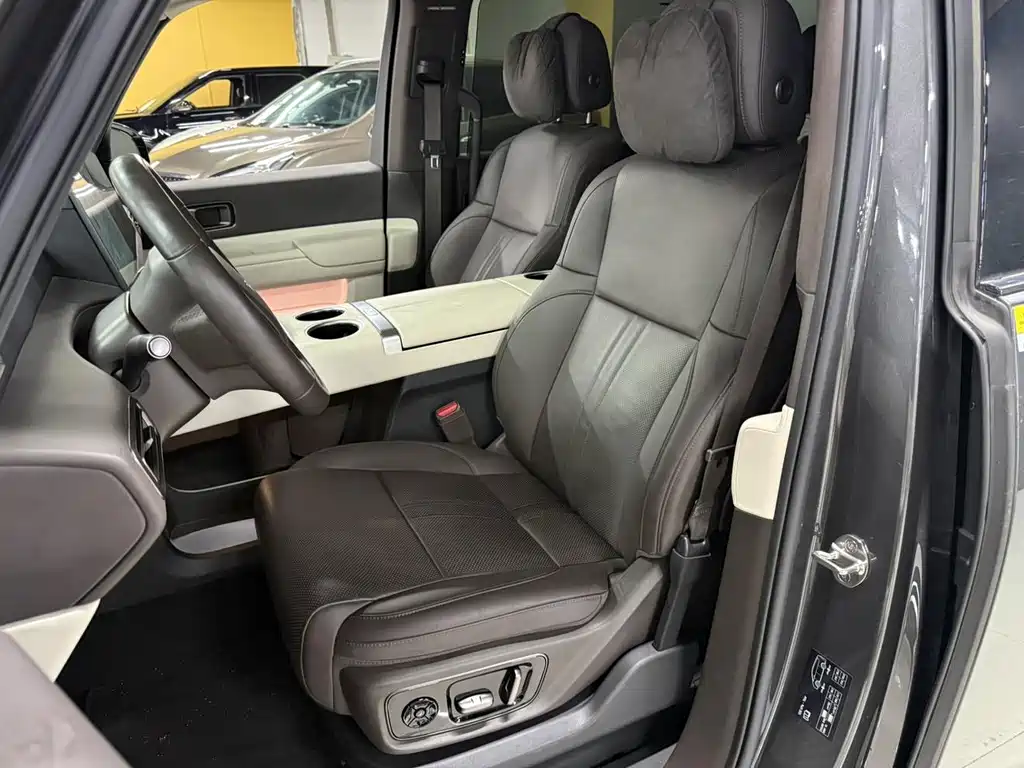 Li Auto Li MEGA — миниатюра 8