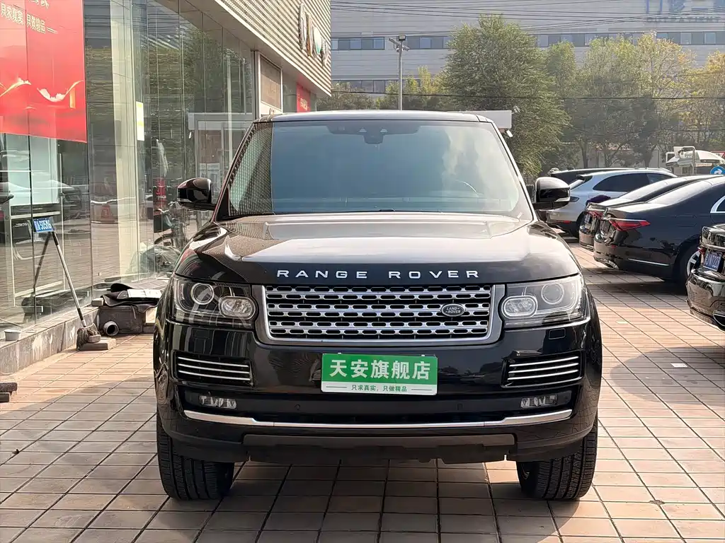 Land Rover Range Rover — миниатюра 2