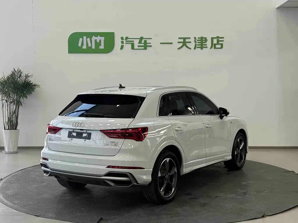 Audi Q3 — миниатюра 5
