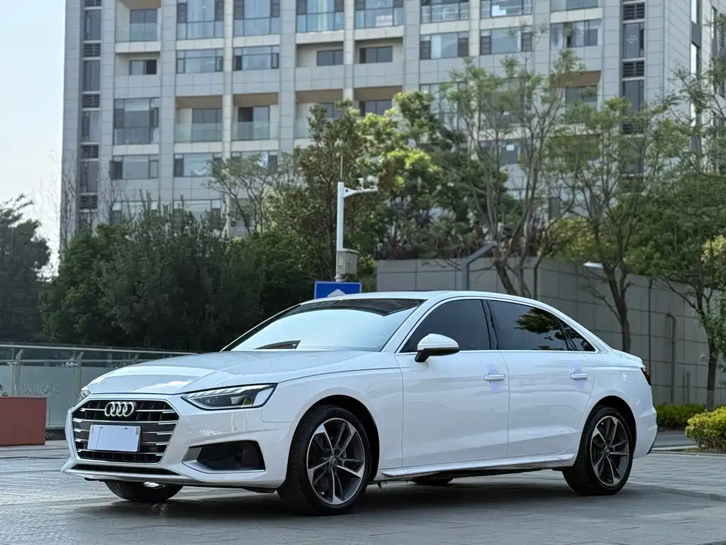 Audi A4L 2020