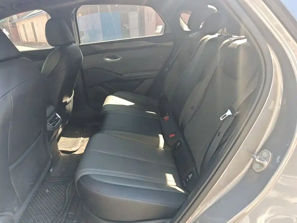 BYD Qin L — миниатюра 13
