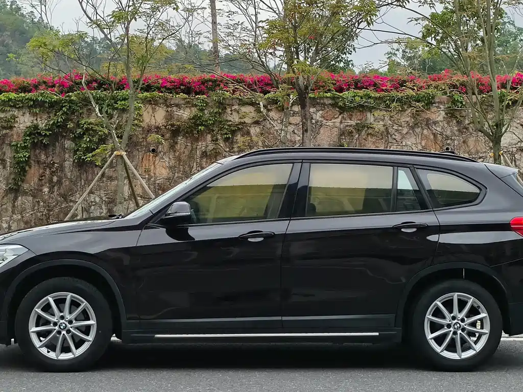 BMW X1 — миниатюра 4