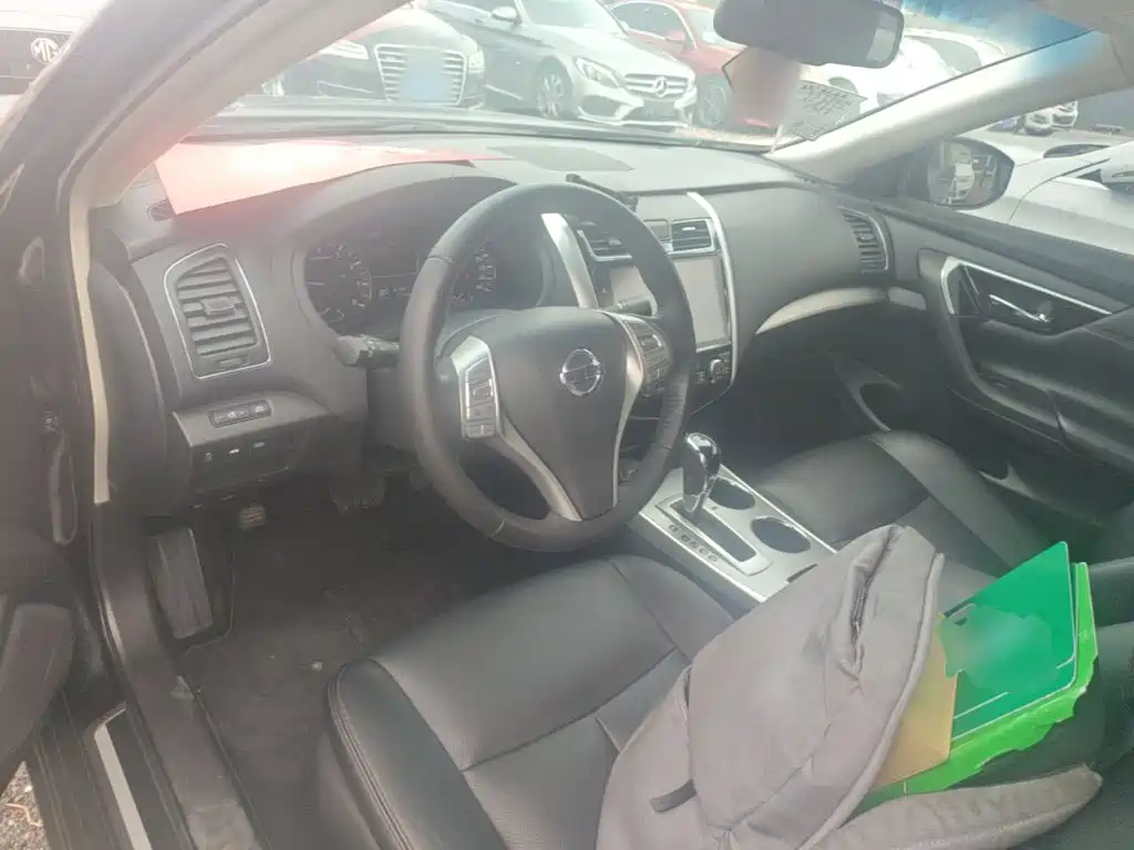 Nissan Teana — миниатюра 10