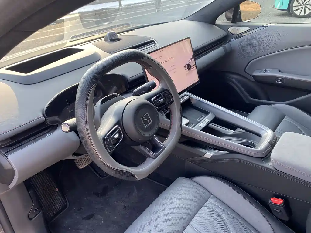 ZEEKR EXTREME KRYPTON 007GT