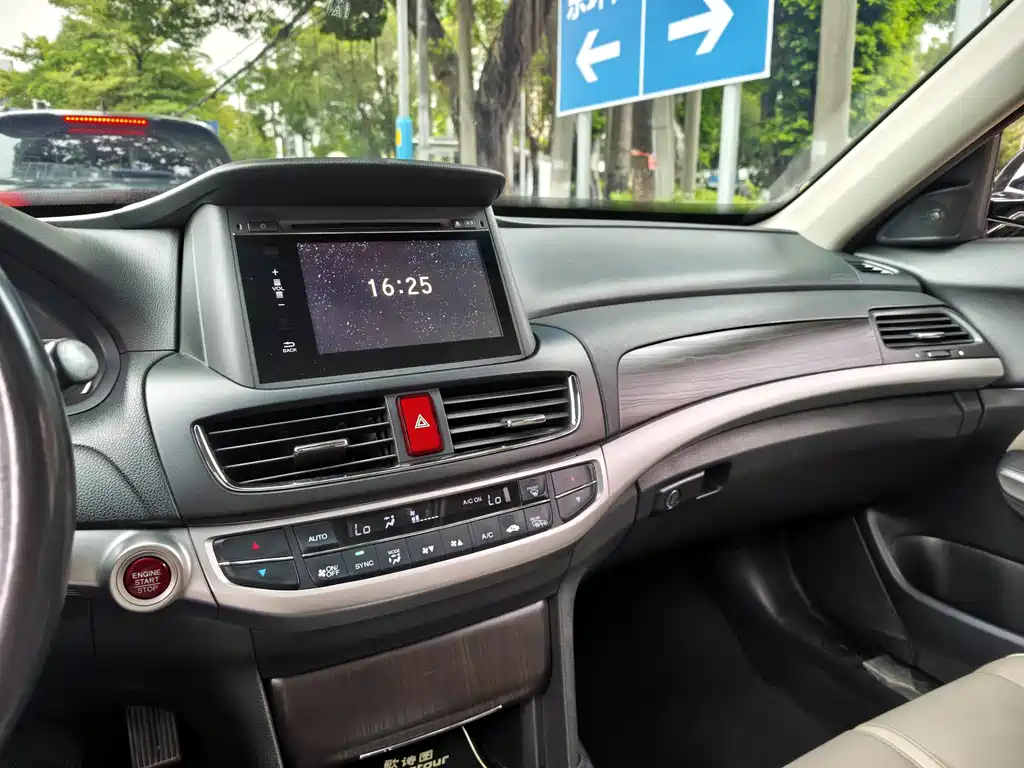 Honda Crosstour — миниатюра 5