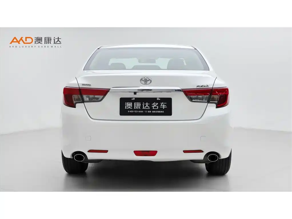 Toyota Reiz — миниатюра 4
