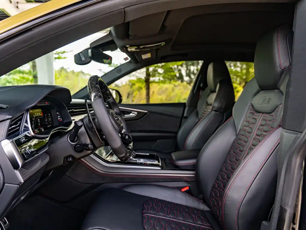 Audi RS Q8 — миниатюра 16