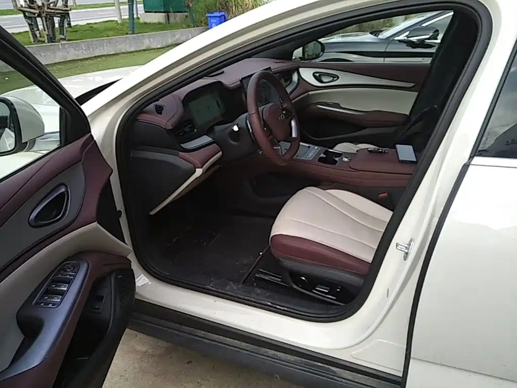 BYD Seal 07 DM-i — миниатюра 15