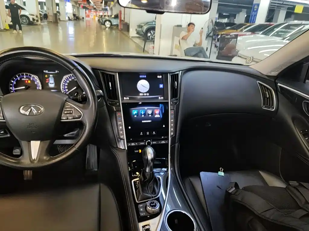 Infiniti Q50L — миниатюра 13